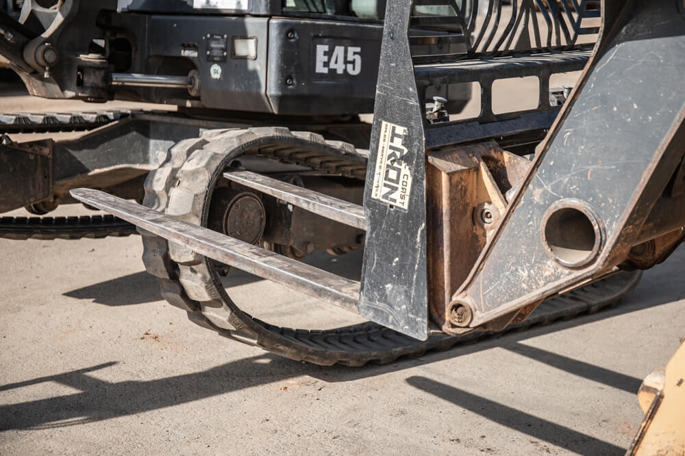 Step 7: Remove tracks from sprocket side